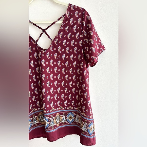 Sienna Sky Maroon/Blue/Tan Paisley Print Short Sleeve Blouse, Size Medium - Picture 16 of 16